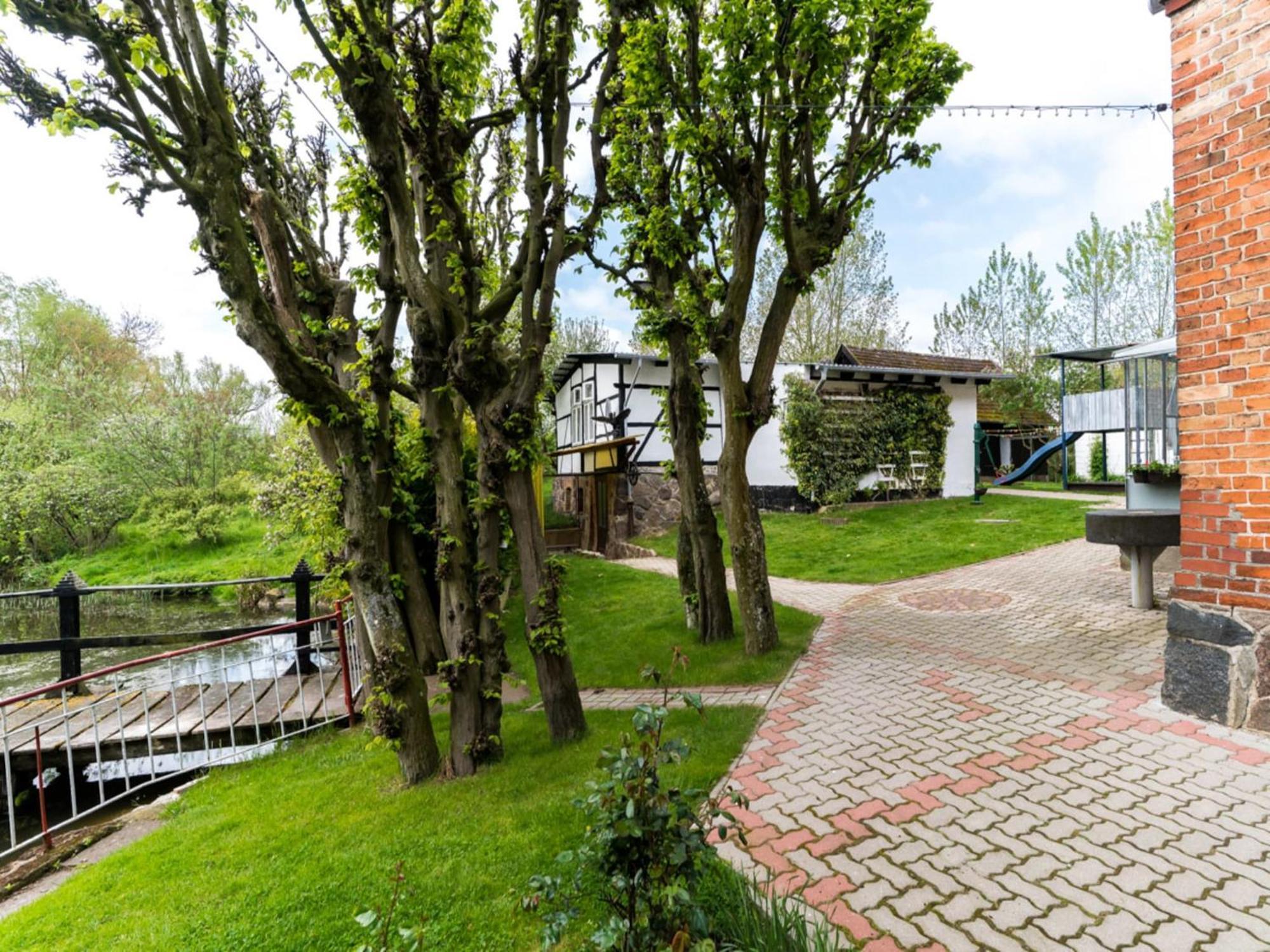 Lake View Apartment In Klein Pravtshagen With Garden Dış mekan fotoğraf